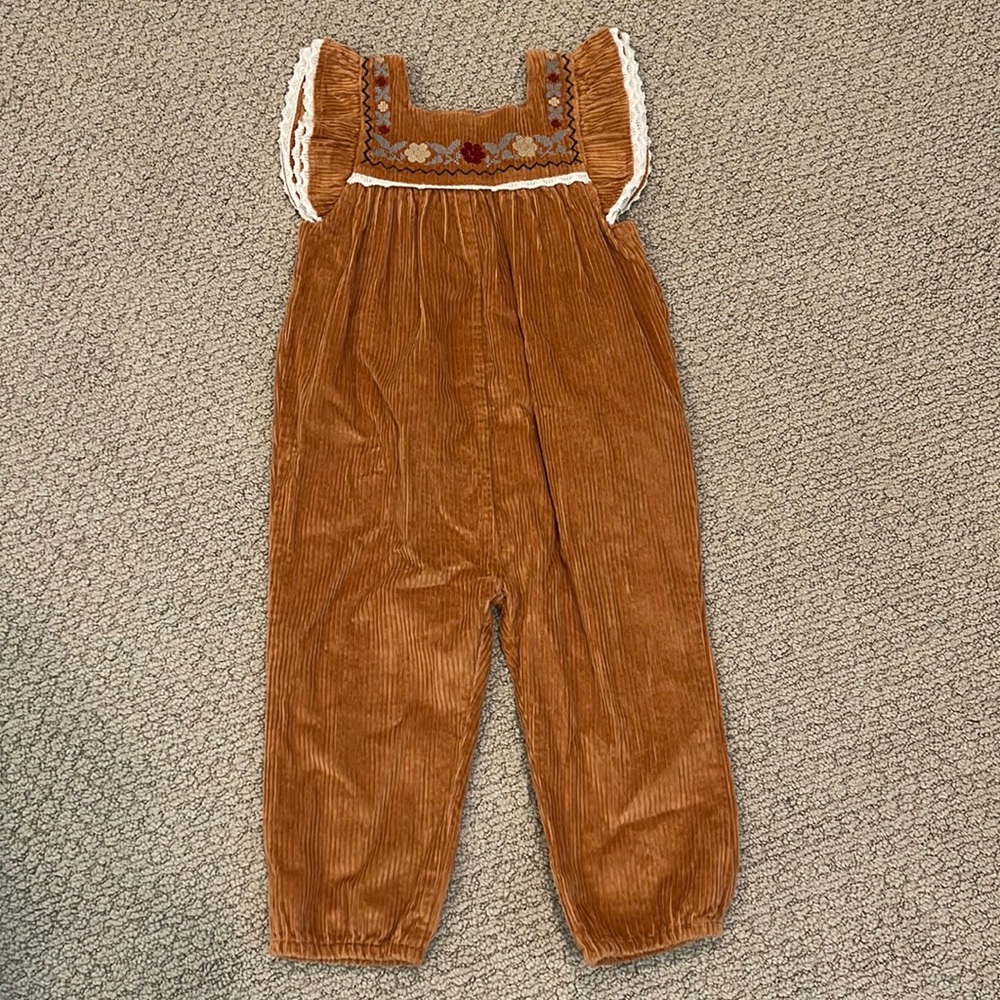 Zara Kids corduroy jumpsuit. Size 3-4years.